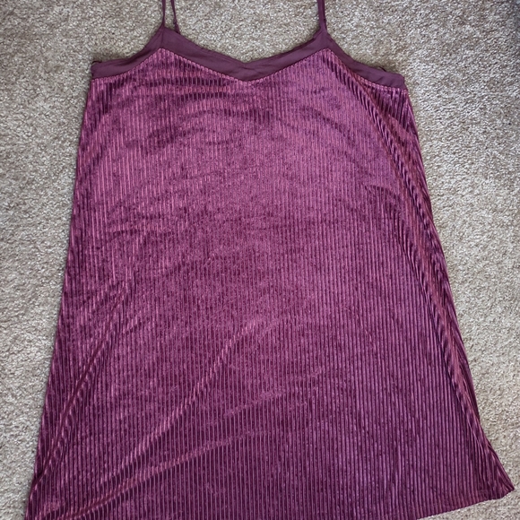 MUDD XL Burgundy Velour Ribbed Spaghetti Strap Mini Dress NWT - Picture 2 of 6
